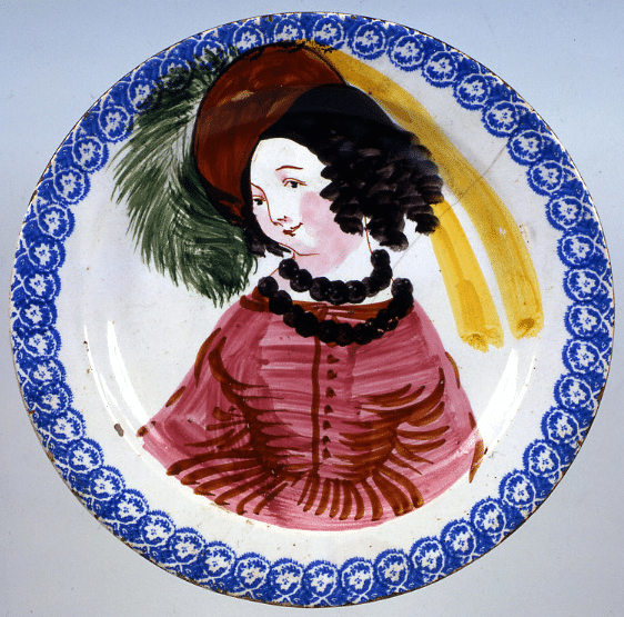 Ceramica popolare vicentina, Grande piatto con Bella dal gran cappello, 1900 ca.