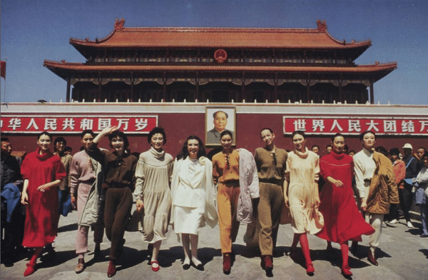 Laura Biagiotti in China - Ph: Archivio Corriere della sera